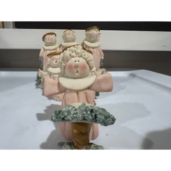 Studio G SPRINKLES Tidings of Comfort & Joy Angel Christmas Choir - Picture 3 of 10